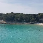 Air-conditioned Near Porto Vecchio, 500 M Sea, 8 People, Two Bathrooms * 宗扎