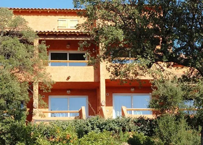Air-conditioned Near Porto Vecchio, 500 M Sea, 8 People, Two Bathrooms * Zonza