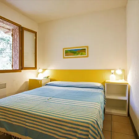 Air-conditioned Near Porto Vecchio, 500 M Sea, 8 People, Two Bathrooms *