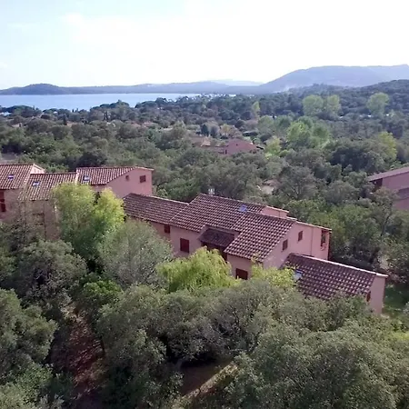 For 8 People With Air Conditioning And 2 Bathrooms, Near Porto Vecchio Apartment Zonza