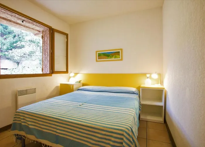 Air-conditioned Near Porto Vecchio, 500 M Sea, 8 People, Two Bathrooms *