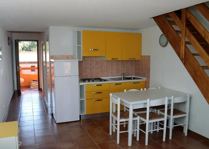 Air-conditioned Near Porto Vecchio, 500 M Sea, 8 People, Two Bathrooms * Zonza