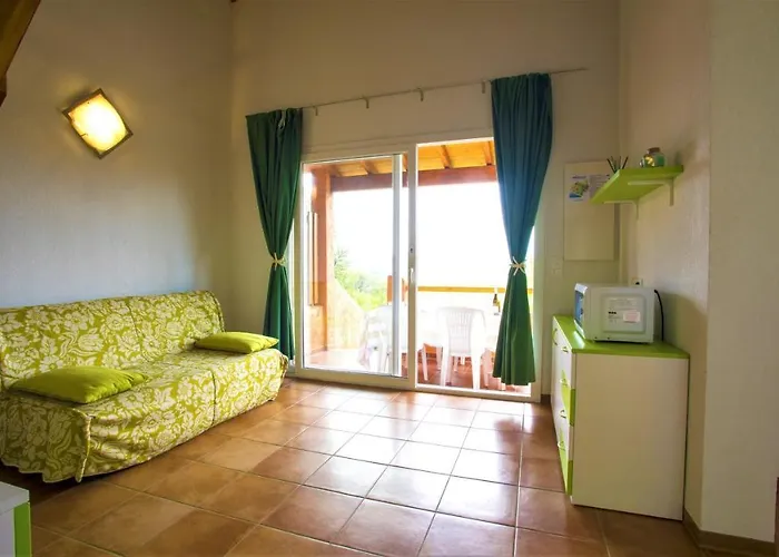 Air-conditioned Near Porto Vecchio, 500 M Sea, 8 People, Two Bathrooms *